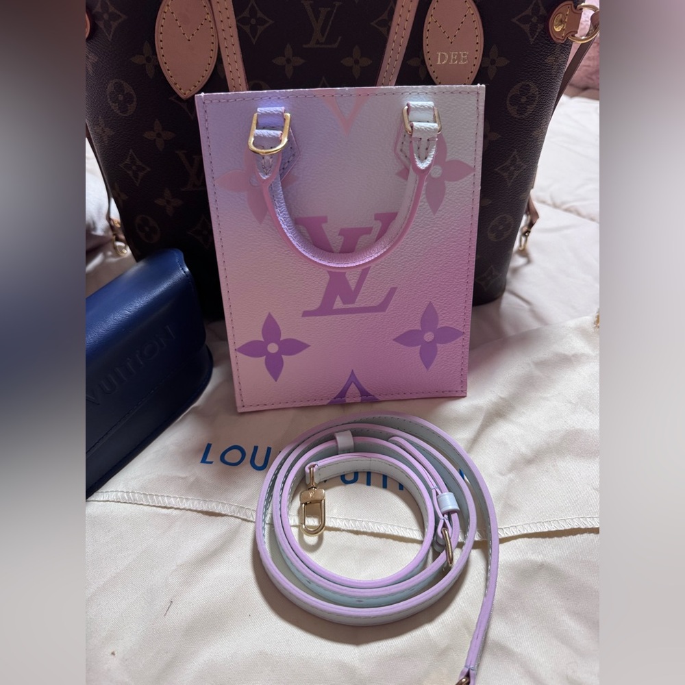 💖Louis Vuitton Spring in the City Petit Sac Plat💖